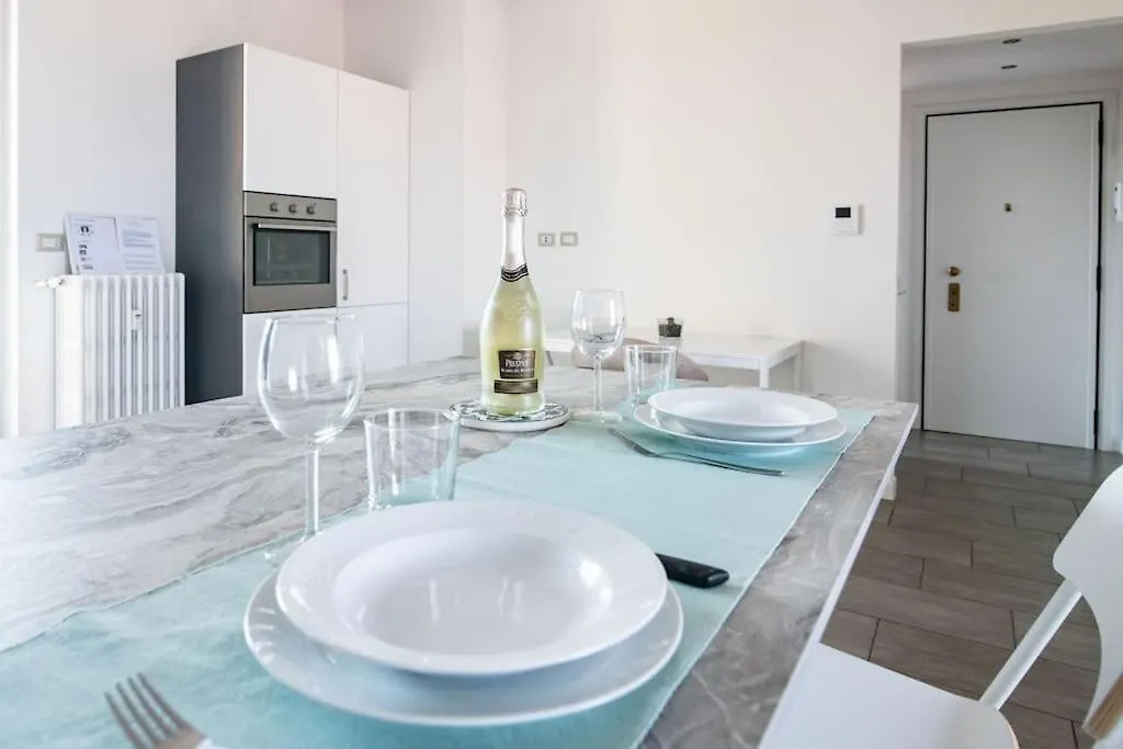 Apartament Casa Dei Sogni 20 Minuti Dal Duomo Mm1 Sesto San Giovanni Włochy